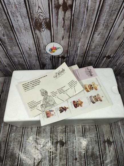 New 1993 Melody In Motion Willie The Golfer Handpaint Porcelin Bisque Clock NIB - Picture 6 of 13